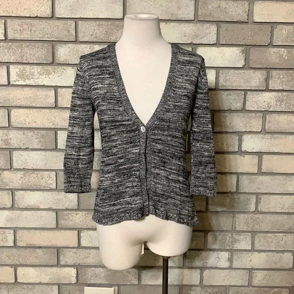 3for$20 cardigan single button xs